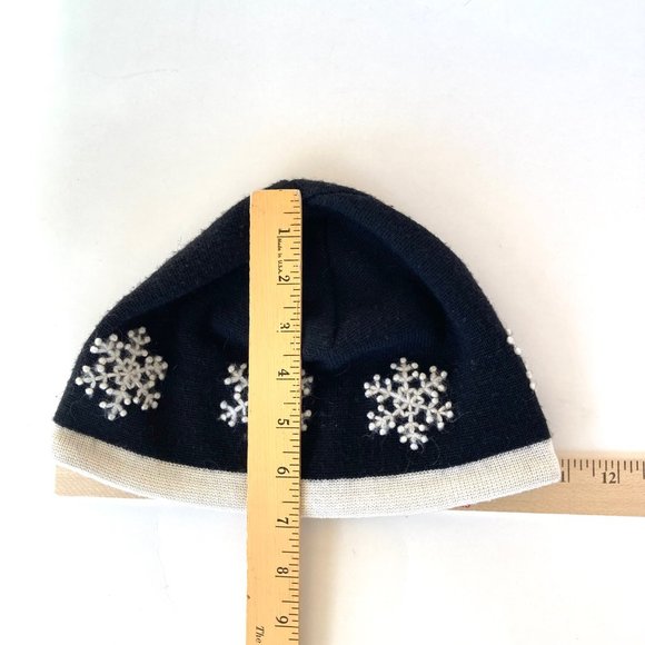 VTG Obermeyer 1947 Signature Wool Blend Embroidered Snowflakes Black Ski Cap Hat - Picture 14 of 14